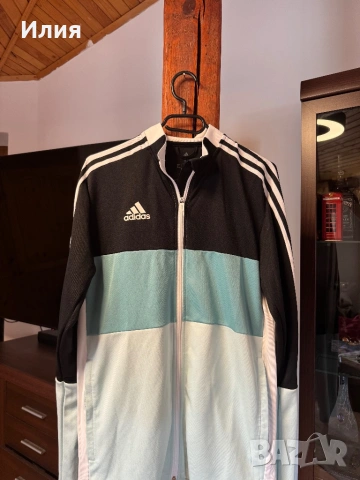 Adidas горнище  НОВО M