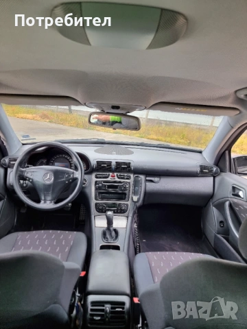 Mercedes-Benz C180 Kompresor, снимка 15 - Автомобили и джипове - 54031115