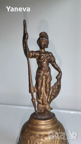 Бронзова, масивна камбана с Атина Палада ,богинята на мъдростта, стратегическата война и занаятите. , снимка 2 - Статуетки - 54057398