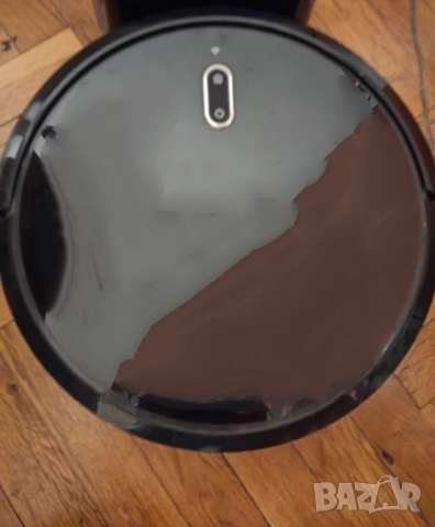 Робот прахосмукачка Lenovo E1-L (модел D450). 