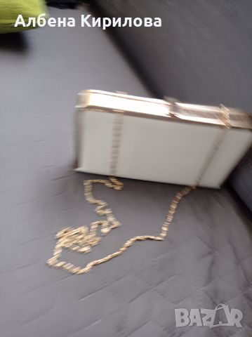 Нова официална чантичка в бяло и златен обков , снимка 6 - Чанти - 45494215