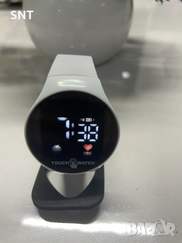 Смарт часовник с тъч, снимка 3 - Смарт часовници - 54246380