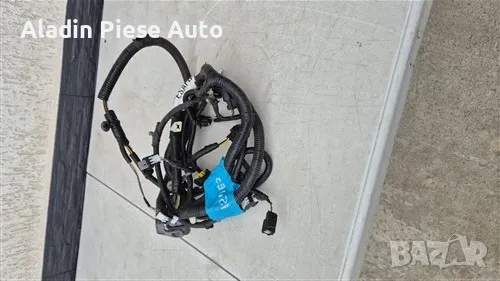 Монтаж на паркинг сензор за предна броня Ford Kuga година 2021 2022 2023 2024 код LX6T-15K867 , снимка 2 - Аксесоари и консумативи - 50440807