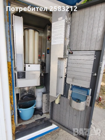 Вендинг автомат Зануси, снимка 2 - Вендинг машини - 53535909