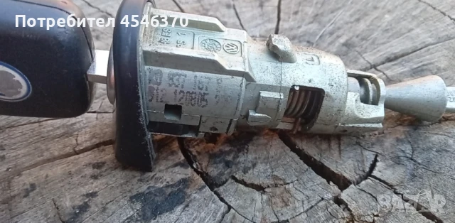 Патронник с ключ за външна шофьорска врата за Волксваген Голф 5 1.9 дизел 105к.с 2006г , снимка 3 - Части - 51233326