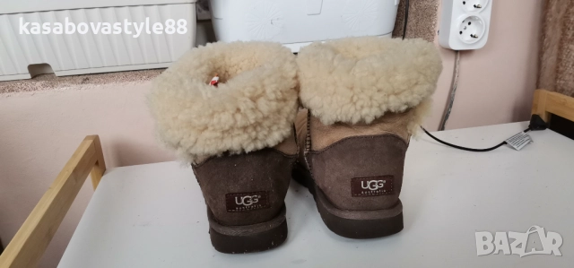 Апрески Ugg Оригинални!! , снимка 11 - Дамски апрески - 52876437