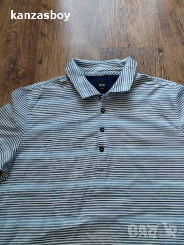 hugo boss - страхотна мъжка тениска КАТО НОВА XL УМАЛЕНА, снимка 2 - Тениски - 51659569