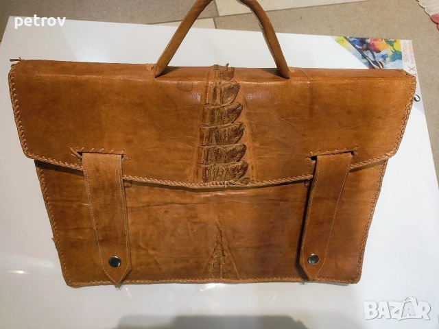 Чанта от 100% Крокодилска кожа.