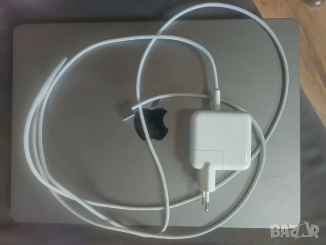 MacBook Air 13.6 M3, снимка 3 - Лаптопи за работа - 53872737