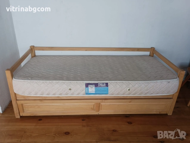 Легло тип ”Сандвич”от масив