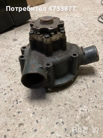 Водна помпа за Мерцесес Бенц, снимка 3 - Части - 53520303