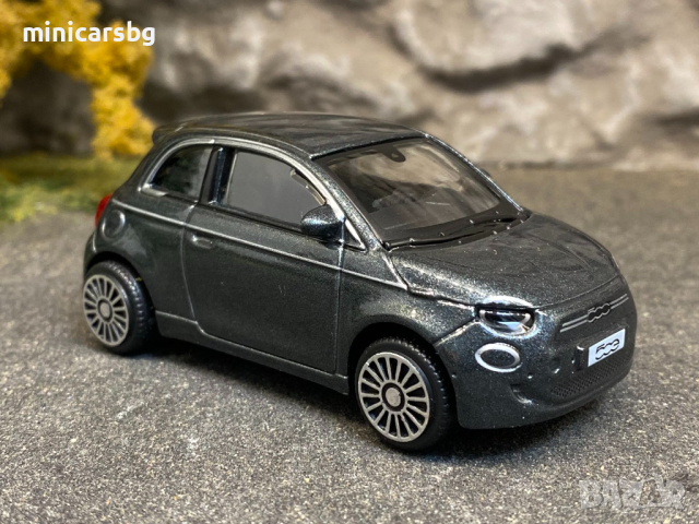 Метални колички: Fiat 500e - Bburago, снимка 3 - Колекции - 44938569