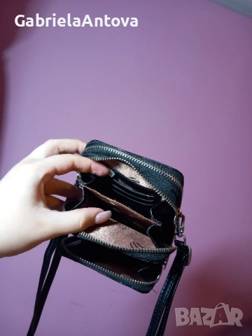 Малка дамска чанта, снимка 4 - Чанти - 51545497