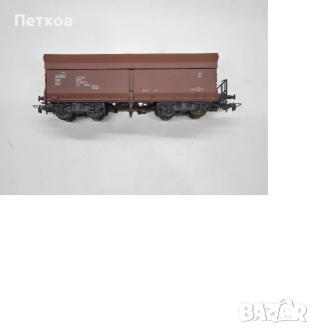 Товарен вагон четириосен Piko мащаб H0