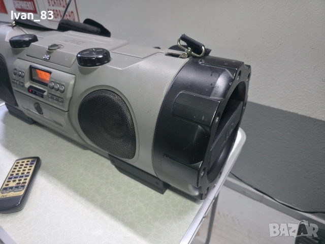 Радиокасетофон Boombox JVC RV-B90, снимка 3 - Радиокасетофони, транзистори - 53006032