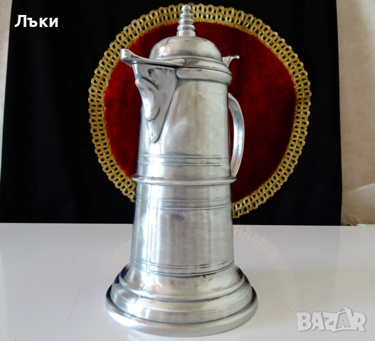 Кана от калай,калаена кана с капак,средновековен дизайн. , снимка 3 - Антикварни и старинни предмети - 51515248