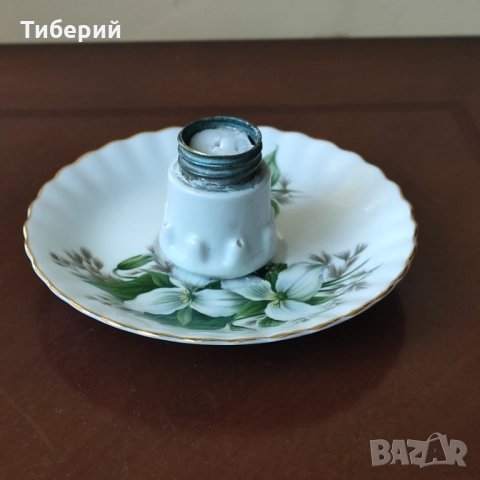 Порцеланов свщник инпровизация/Royal Albert