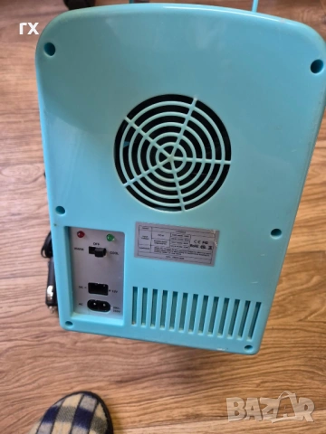 Мини Хладилник за автомобил, снимка 3 - Хладилници - 54176800