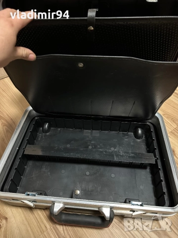 Parat Електричарски куфар Made in Germany, снимка 6 - Куфари с инструменти - 52665395