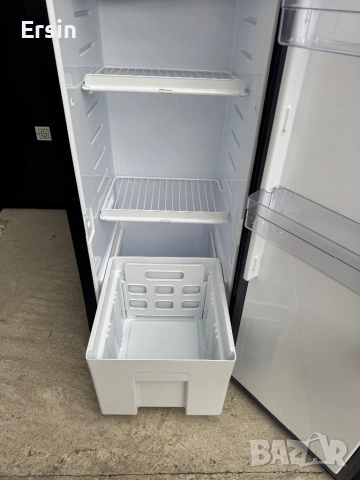 Хладилник Thetford N4142E+ (SLiM) Работи на : 12/220/газ (Свален от чисто нов Кемпер) , снимка 11 - Хладилни чанти - 45419003