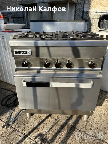 Професионална газова печка Зануси/Zanussi