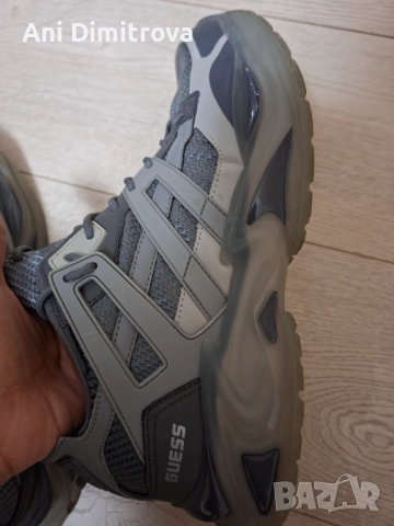 Маратонки Guess, снимка 7 - Маратонки - 52991984