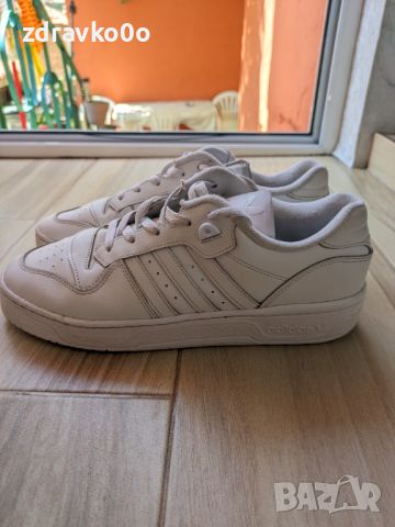 Adidas Rivalry Low 44 номер, снимка 1 - Кецове - 46262438