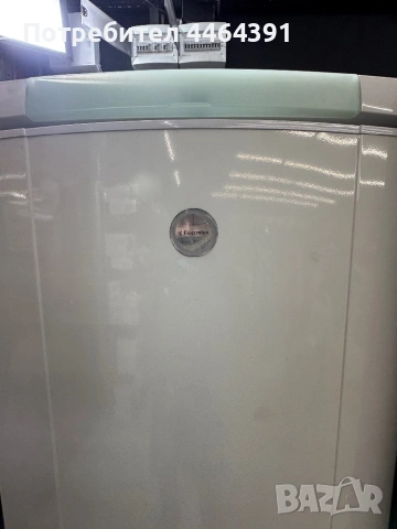 Хладилник с фризер Electrolux , снимка 2 - Хладилници - 53963895