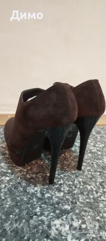 Женски токчета, снимка 1 - Дамски обувки на ток - 45780280