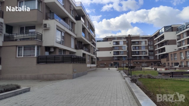 ПОД НАЕМ Прекрасен, просторен двустаен. Обзаведен. Затворен комплекс., снимка 13 - Апартаменти - 53639469