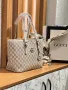 дамски чанти guess gucci , снимка 15