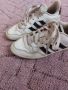Дамски обувки Adidas, снимка 1 - Маратонки - 46059913