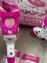 Hello Kitty детски ролери и наколенки, снимка 3
