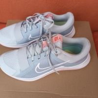 Дамски маратонки Nike , снимка 1 - Маратонки - 45639937