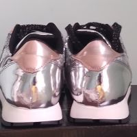 Дамски обувки с пайети , снимка 4 - Дамски ежедневни обувки - 45747778