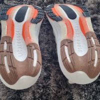 Adidas ULTRABOOST, снимка 5 - Спортни обувки - 45074338