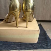 Нови елегантни обувки и рокля , снимка 6 - Дамски обувки на ток - 45782069