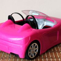 Mattel: нова розова кола на Барби (Barbie), снимка 2 - Кукли - 45622786