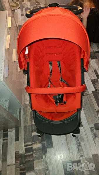 Количка Stokke червена с 2 коша, снимка 1