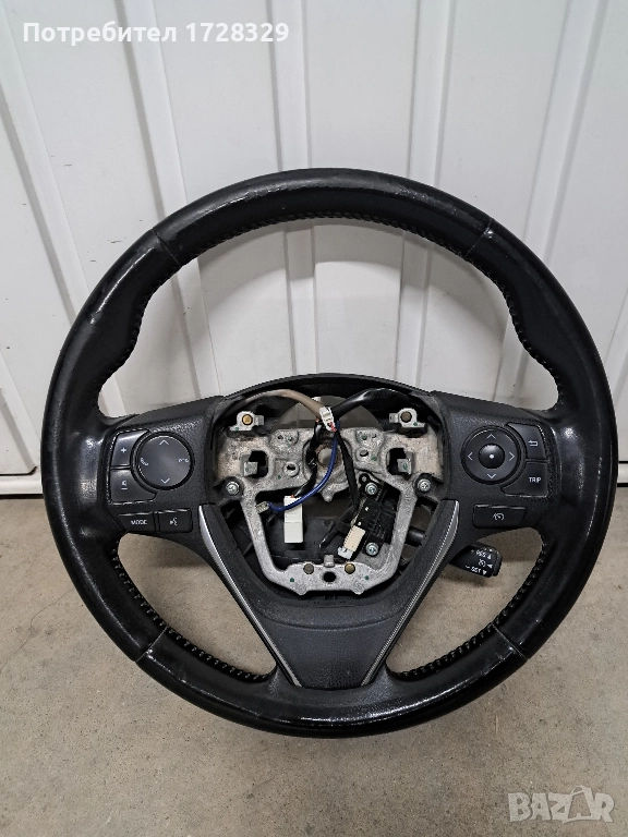 Волан от Тойота/Toyota Auris/Аурис Facelift, снимка 1