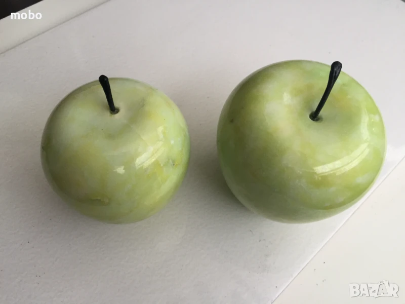 Декоративна ябълки -два броя -голяма и по-малка , цвят зелен, снимка 1