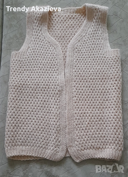 Вълнен дамски елек,ръчно плетиво, снимка 1