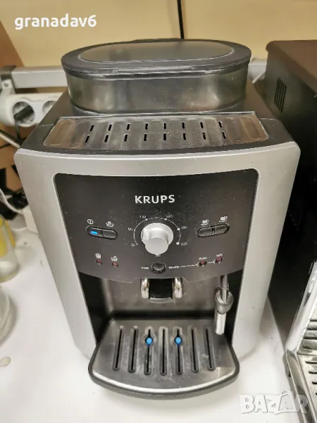 Продавам кафеавтомат Krups Espresseria Automatic XP7200, снимка 1