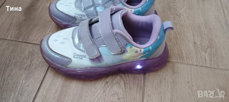 Светещи маратонки Frozen, снимка 1