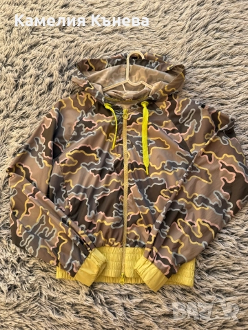 Дамско спортно яке Adidas S/M