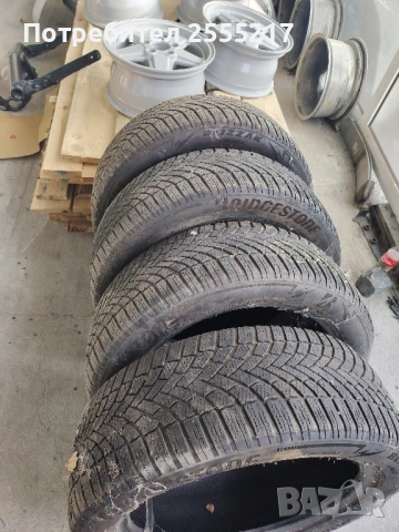 Зимни гуми Bridgestone 235/55R20, снимка 1