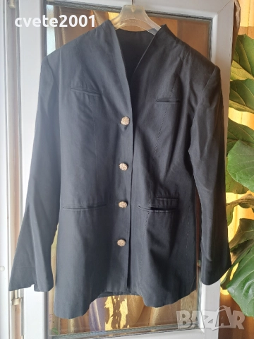 Дамски сака, снимка 11 - Сака - 52107619