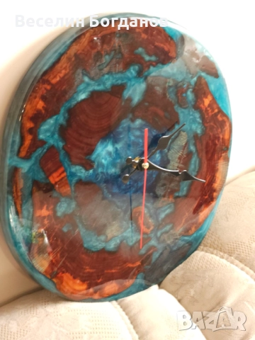 Часовник изработен от епоксидна смола и дърво , снимка 13 - Стенни часовници - 52951974