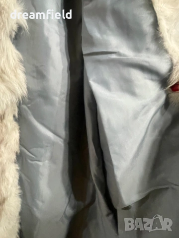 Предпразнична цена- Дълго палто от сребърна лисица, снимка 2 - Палта, манта - 53527043