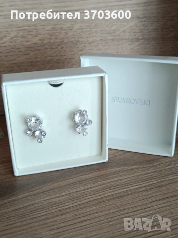 Обеци Swarovski , снимка 2 - Обеци - 53985005